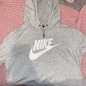 Cute, comfy Nike cropped hoodie